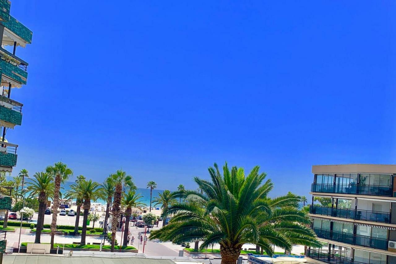 Formentor Beach Primera Linea De Playa Appartamento Salou Esterno foto